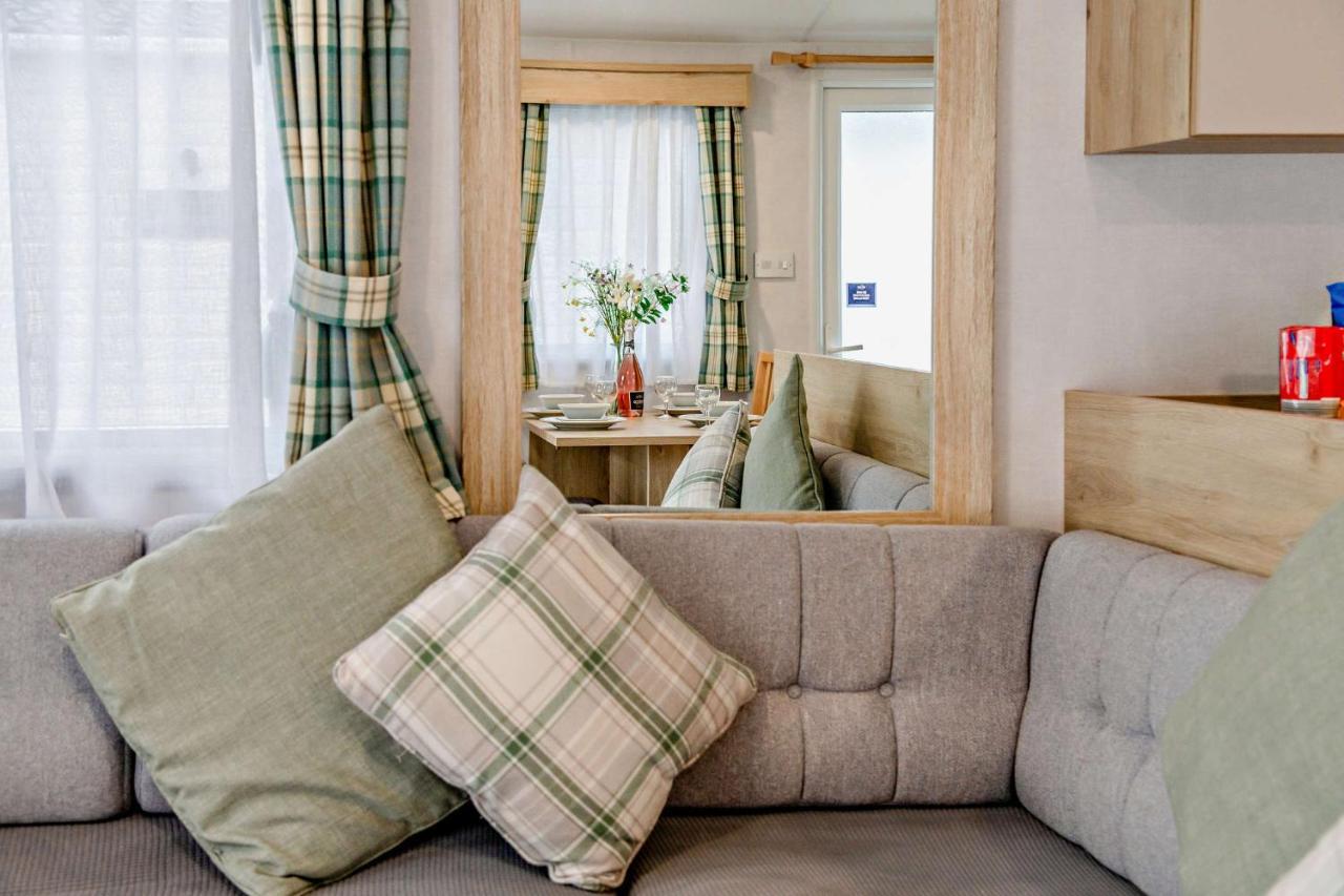 Sea La Vie Lodge, Rockley Park Holiday Park, Poole, Dorset 外观 照片