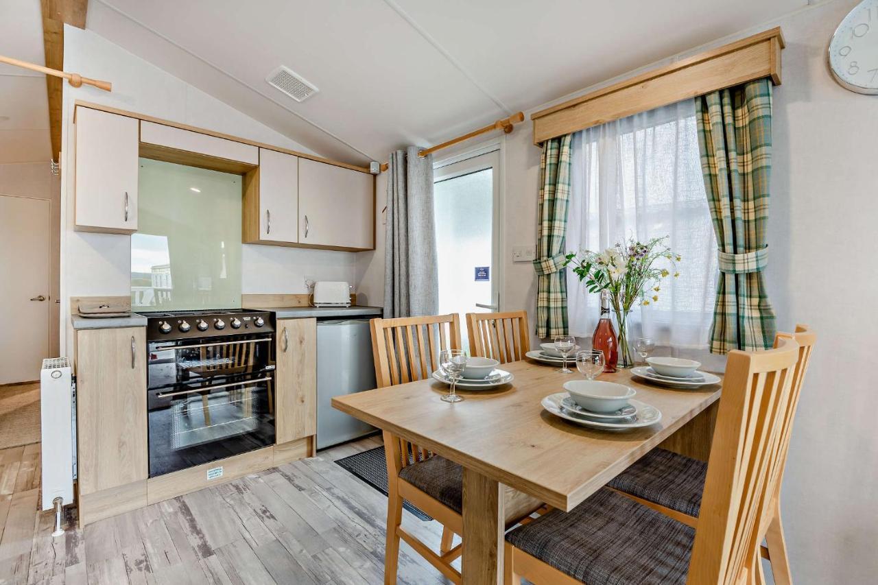 Sea La Vie Lodge, Rockley Park Holiday Park, Poole, Dorset 外观 照片