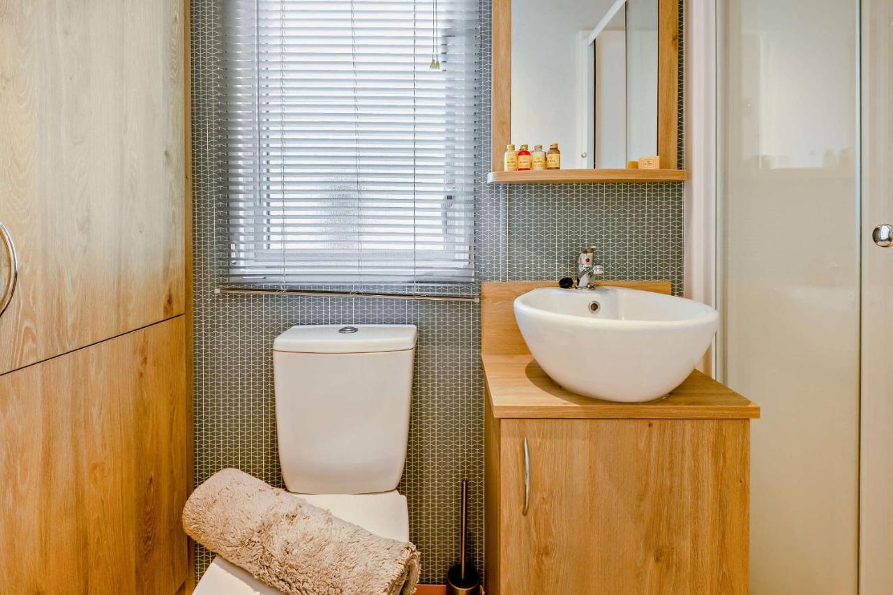 Sea La Vie Lodge, Rockley Park Holiday Park, Poole, Dorset 外观 照片