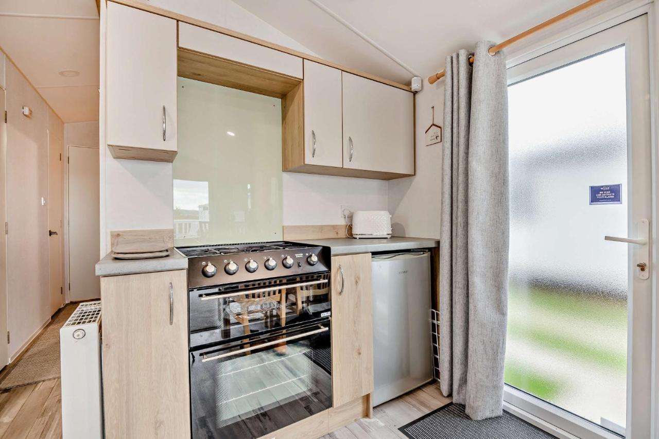 Sea La Vie Lodge, Rockley Park Holiday Park, Poole, Dorset 外观 照片